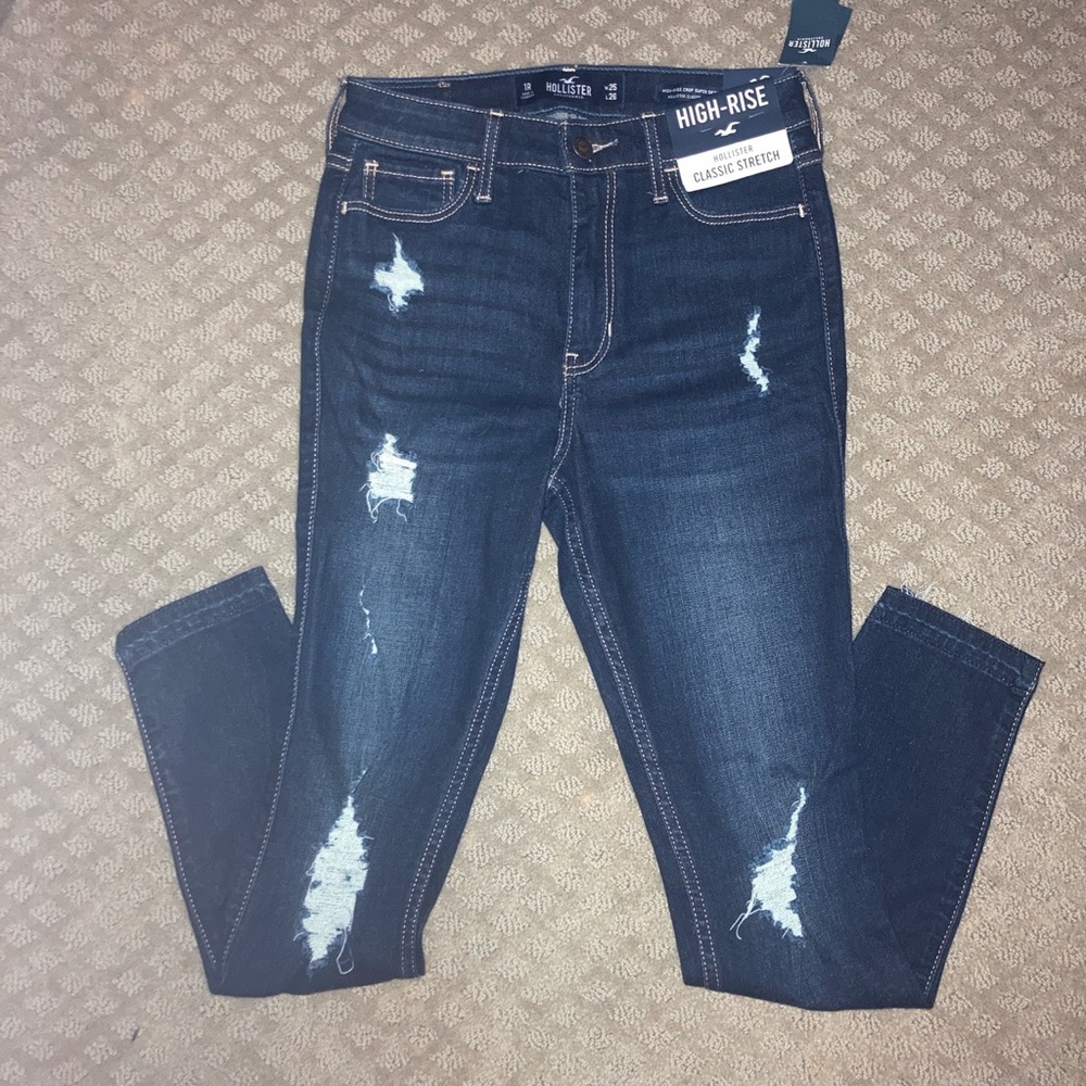 Hollister High-Rise Crop Super Skinny